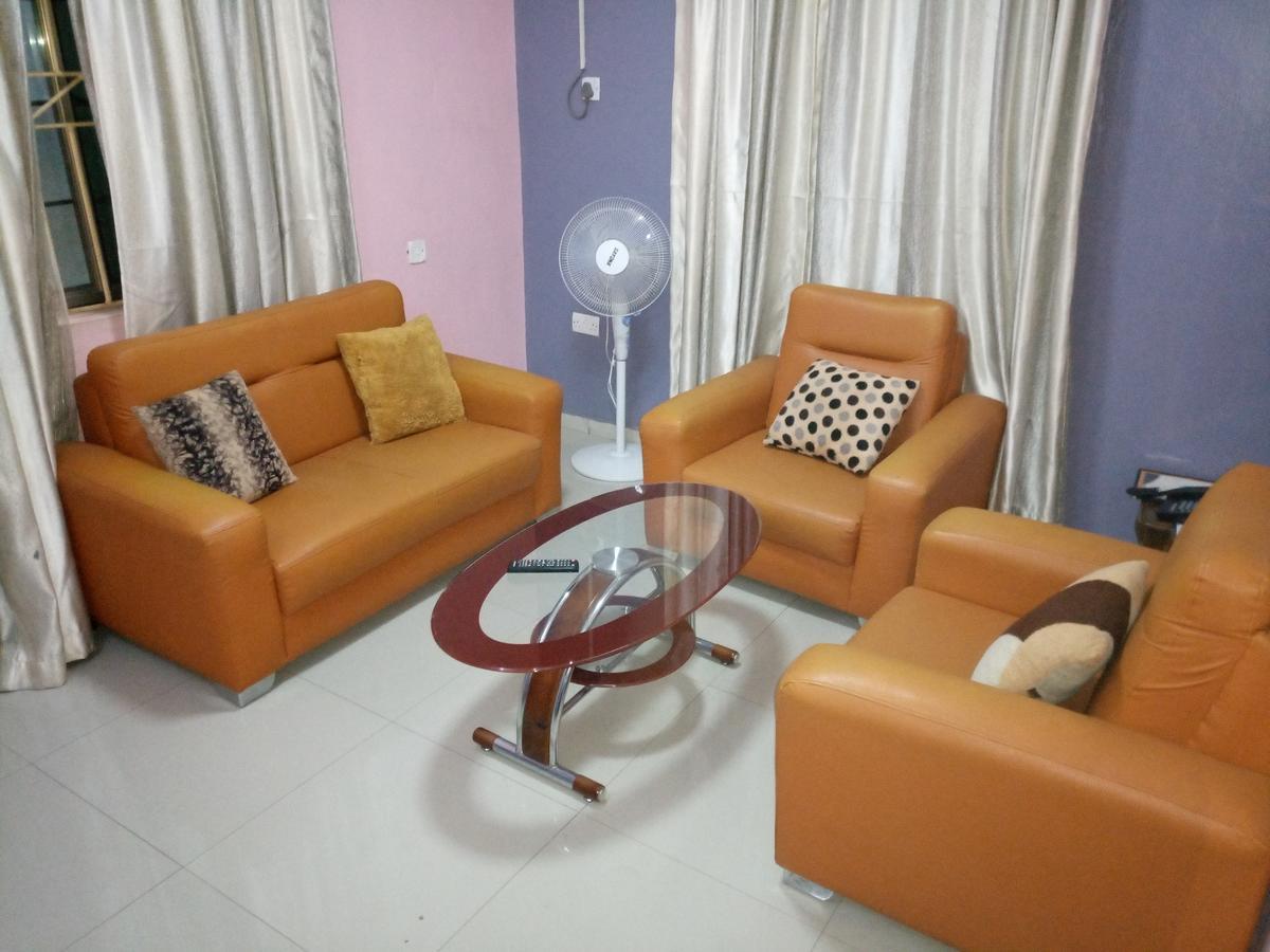 Glorious Hotel & Suites Ikotun Ngoại thất bức ảnh