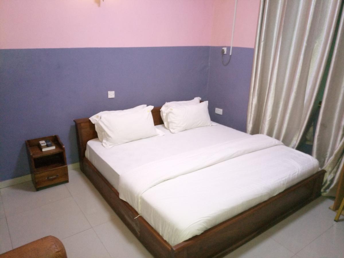Glorious Hotel & Suites Ikotun Ngoại thất bức ảnh